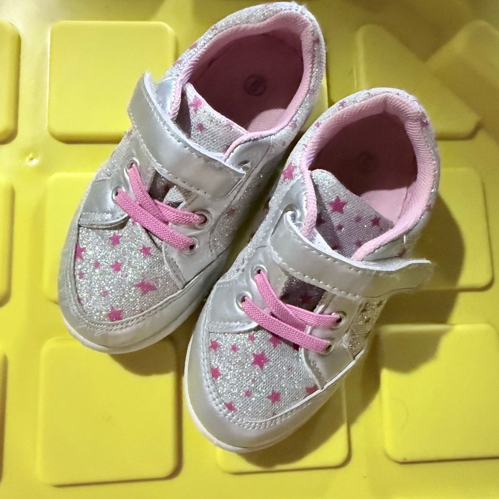 Kids Pink Star Sneakers